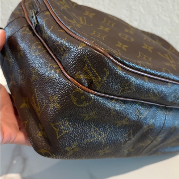 Louis Vuitton Vintage Monogram Crossbody Bag Leather with COA - Picture 13 of 16